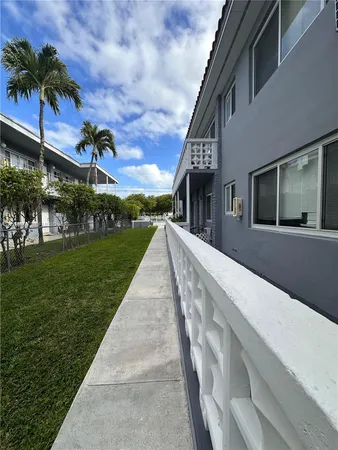$2,450 | 2045 Calais Drive, Unit 3, Miami Beach, FL 33141