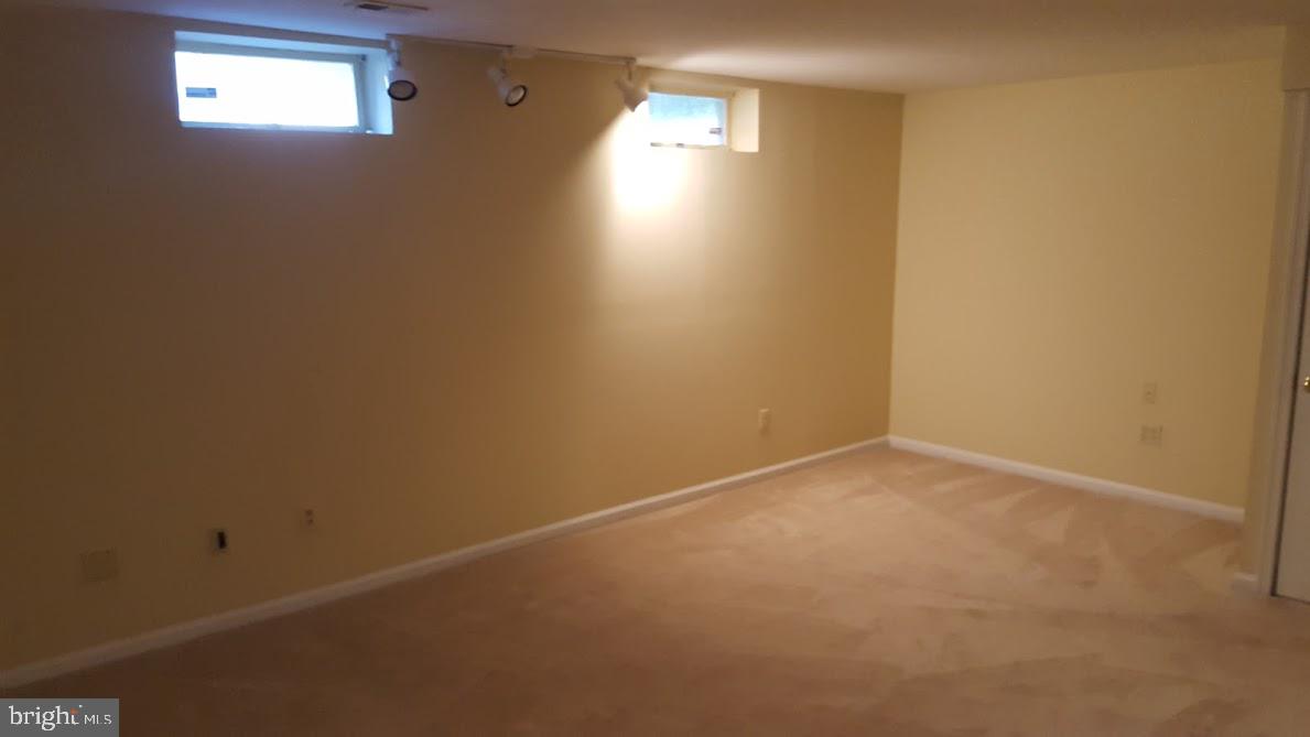 44 Triple Crown Baltimore, MD 21244 - Photo 6 of 15