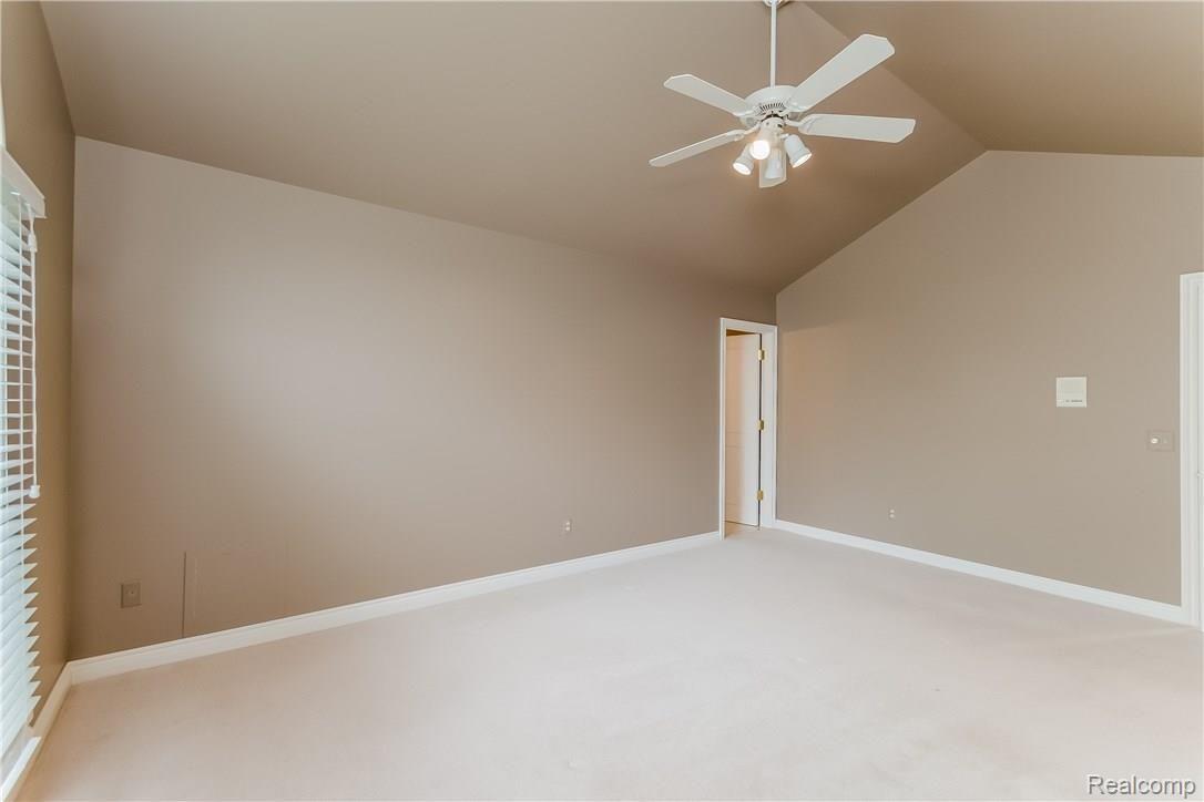 2692 Shorebrook Court Rochester, MI 48306 - Photo 32 of 55 032-Bedroom-2181825-large.jpg