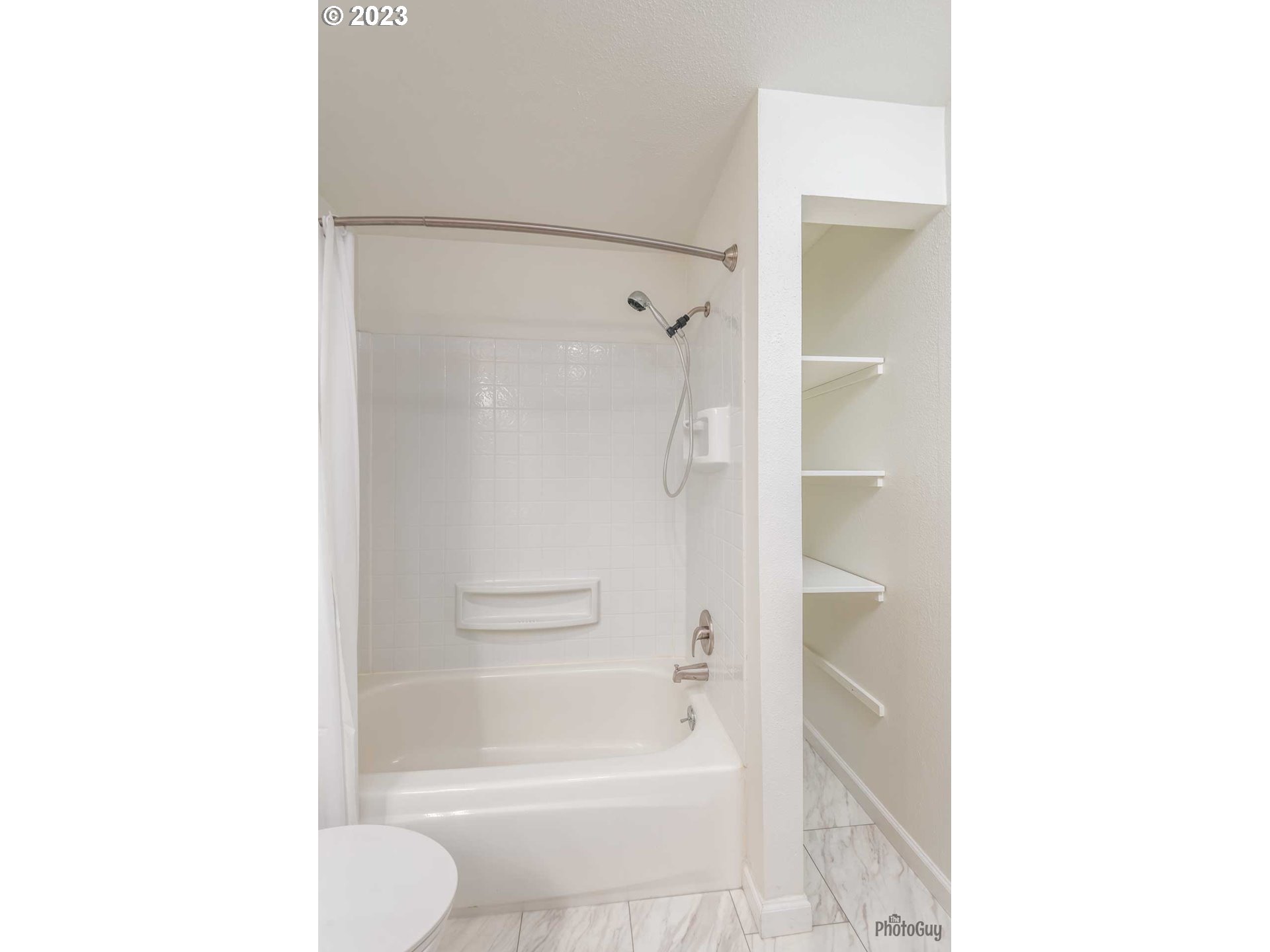 301 Country Club Road Eugene, OR 97401 - Photo 7 of 13 Gallery Image 7