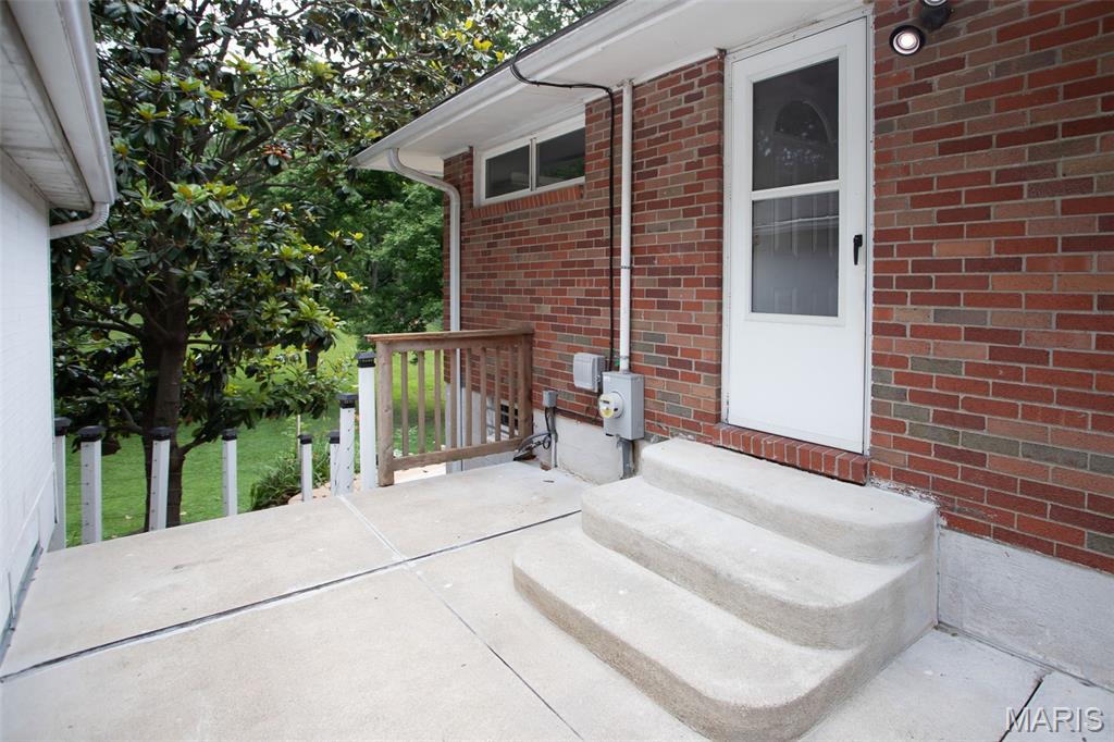 2255 Alby Street Alton, IL 62002 - Photo 47 of 67