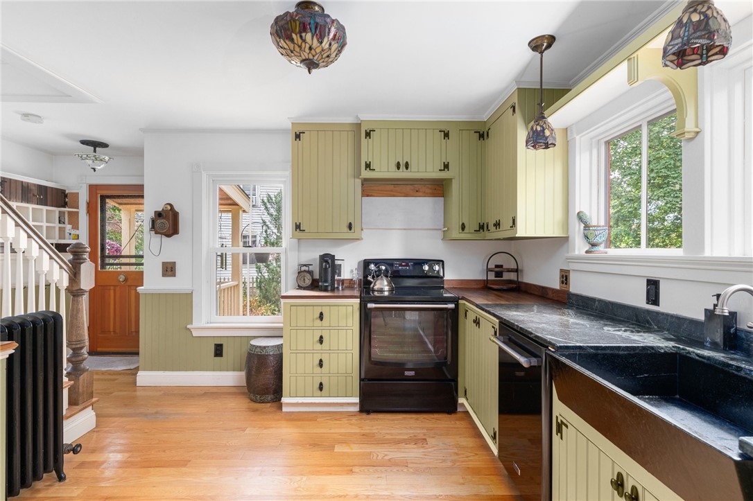 401 Tower Hill Road North Kingstown, RI 02852 - Photo 19 of 40