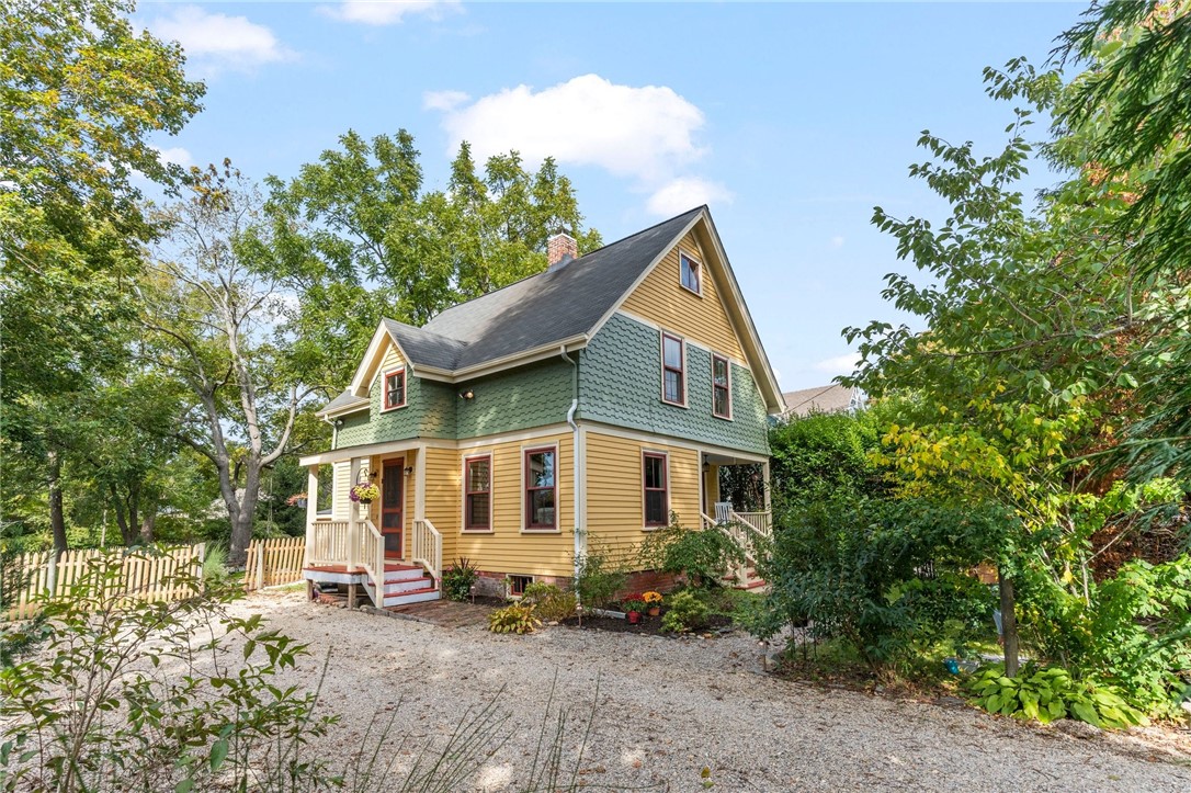 401 Tower Hill Road North Kingstown, RI 02852 - Photo 2 of 40