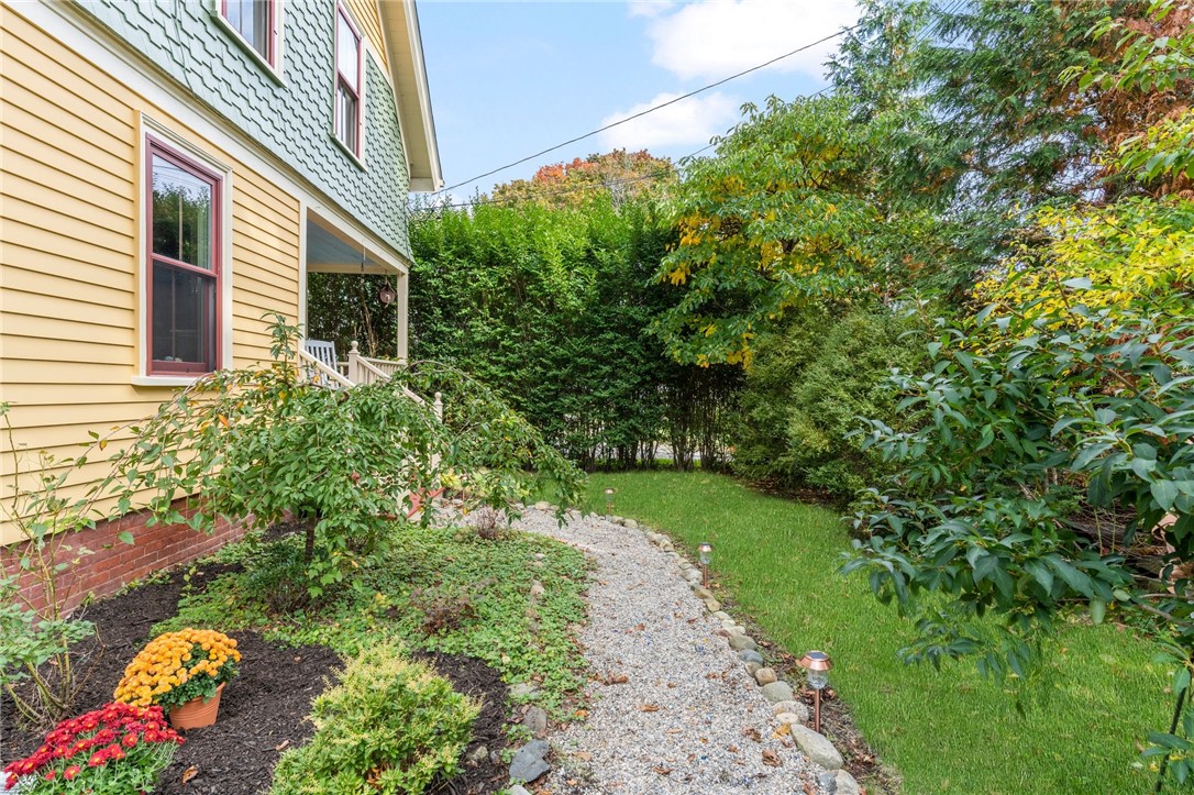 401 Tower Hill Road North Kingstown, RI 02852 - Photo 4 of 40