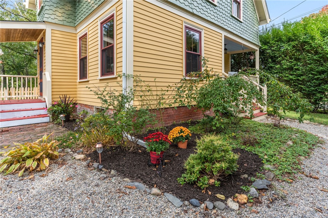 401 Tower Hill Road North Kingstown, RI 02852 - Photo 7 of 40