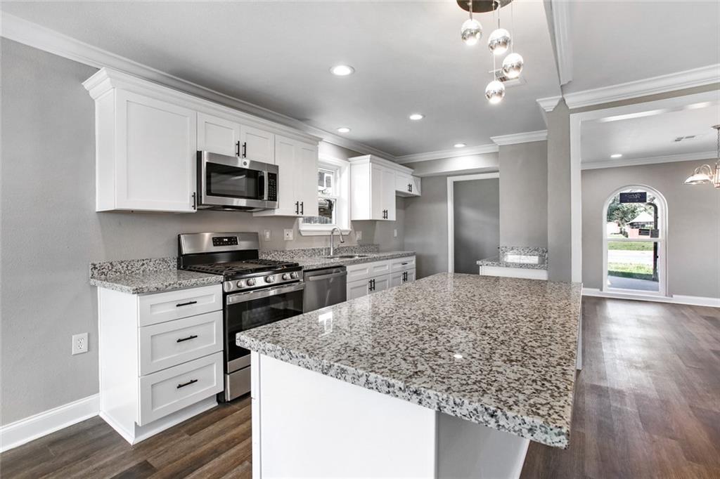 9850 Morrison Road New Orleans, LA 70127 - Photo 4 of 10