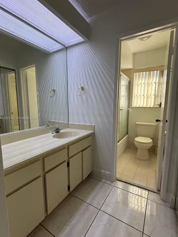 $3,000 | 9211 Southwest 123rd Ave Court, Miami, FL 33186