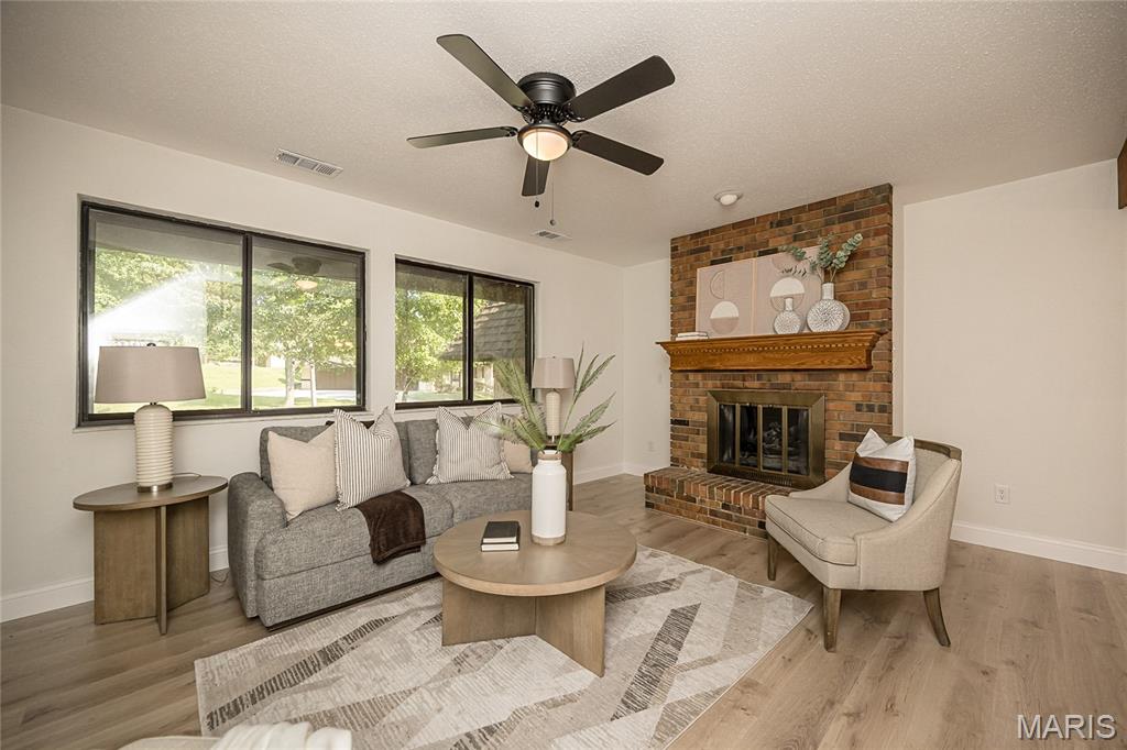 2613 Hampton Road St. Charles, MO 63303 - Photo 8 of 64 Gallery Image 8