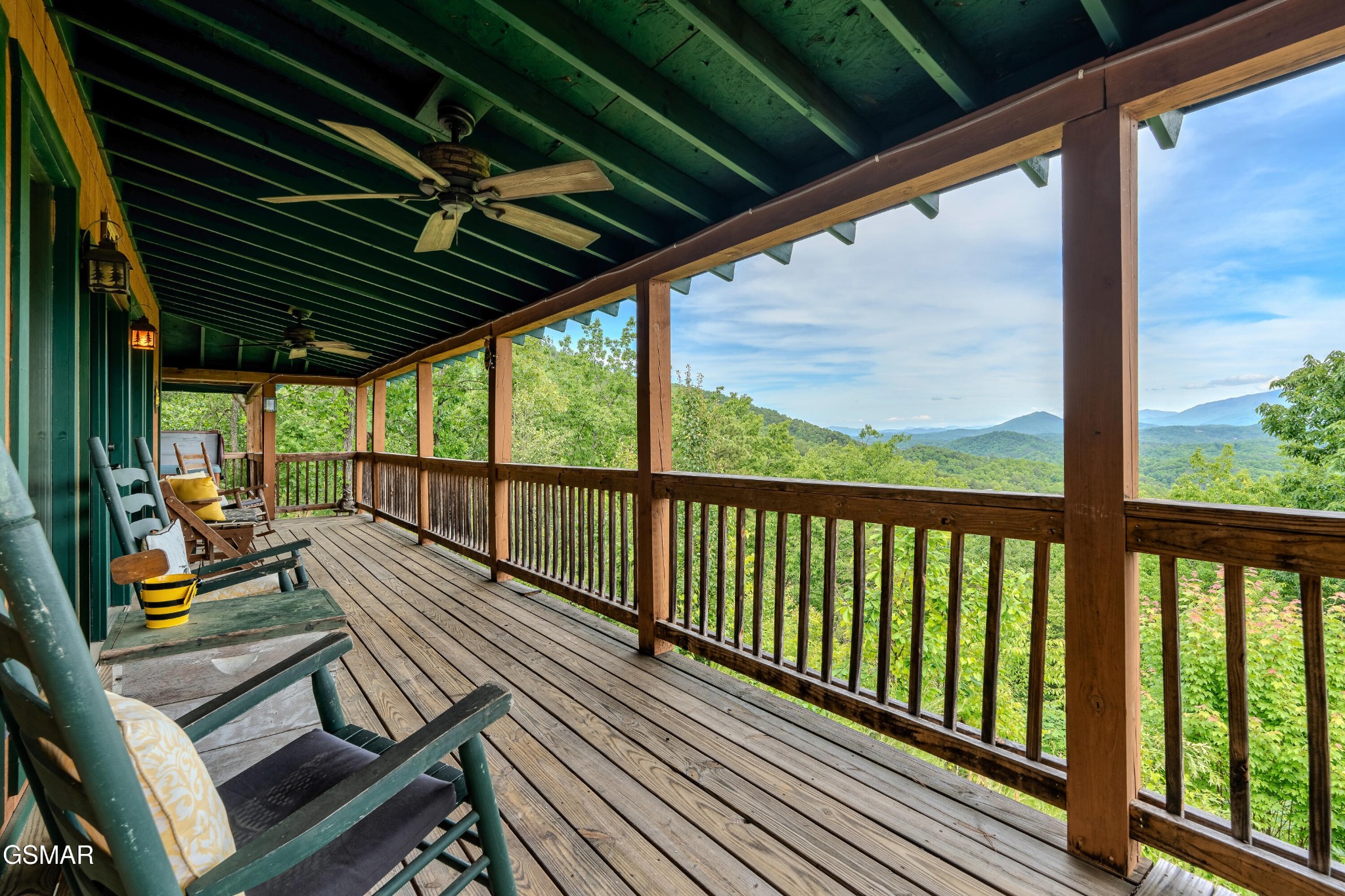 1827 Timber Ridge Way Sevierville, TN 37876 - Photo 6 of 44 Gallery Image 6