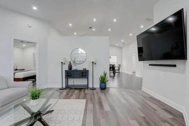 $4,000 | 6178 Garrett Street, Jupiter, FL 33458