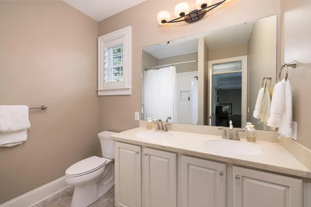 $1,355,000 | 1563 Capel Street, Mount Pleasant, SC 29466