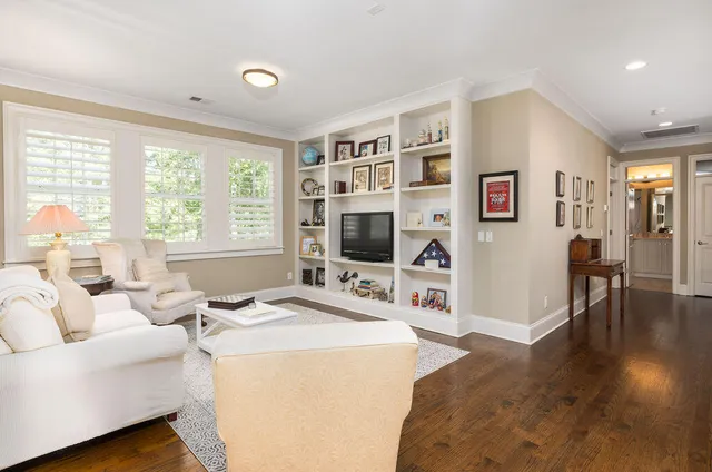 $1,355,000 | 1563 Capel Street, Mount Pleasant, SC 29466