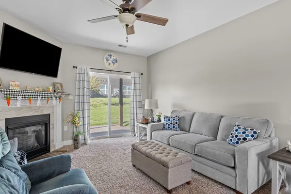 $269,900 | 2940 Mary Leigh Drive, Bettendorf, IA 52722
