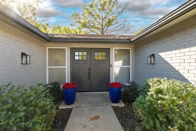 $375,000 | 8412 Glenann Drive, North Richland Hills, TX 76182