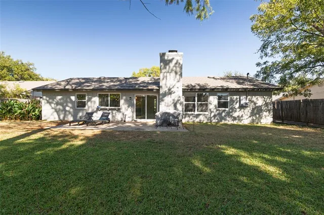 $375,000 | 8412 Glenann Drive, North Richland Hills, TX 76182