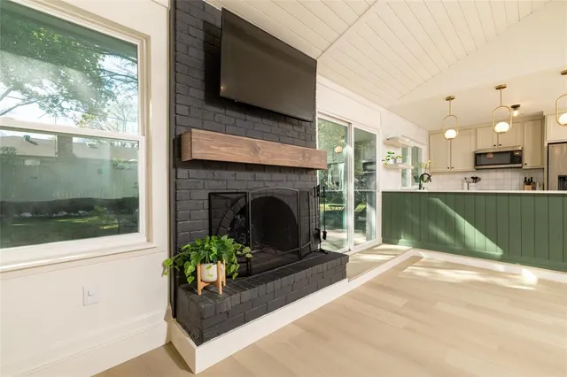 $375,000 | 8412 Glenann Drive, North Richland Hills, TX 76182