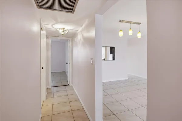 $1,950 | 2505 Antigua Terrace, Unit D4, Coconut Creek, FL 33066