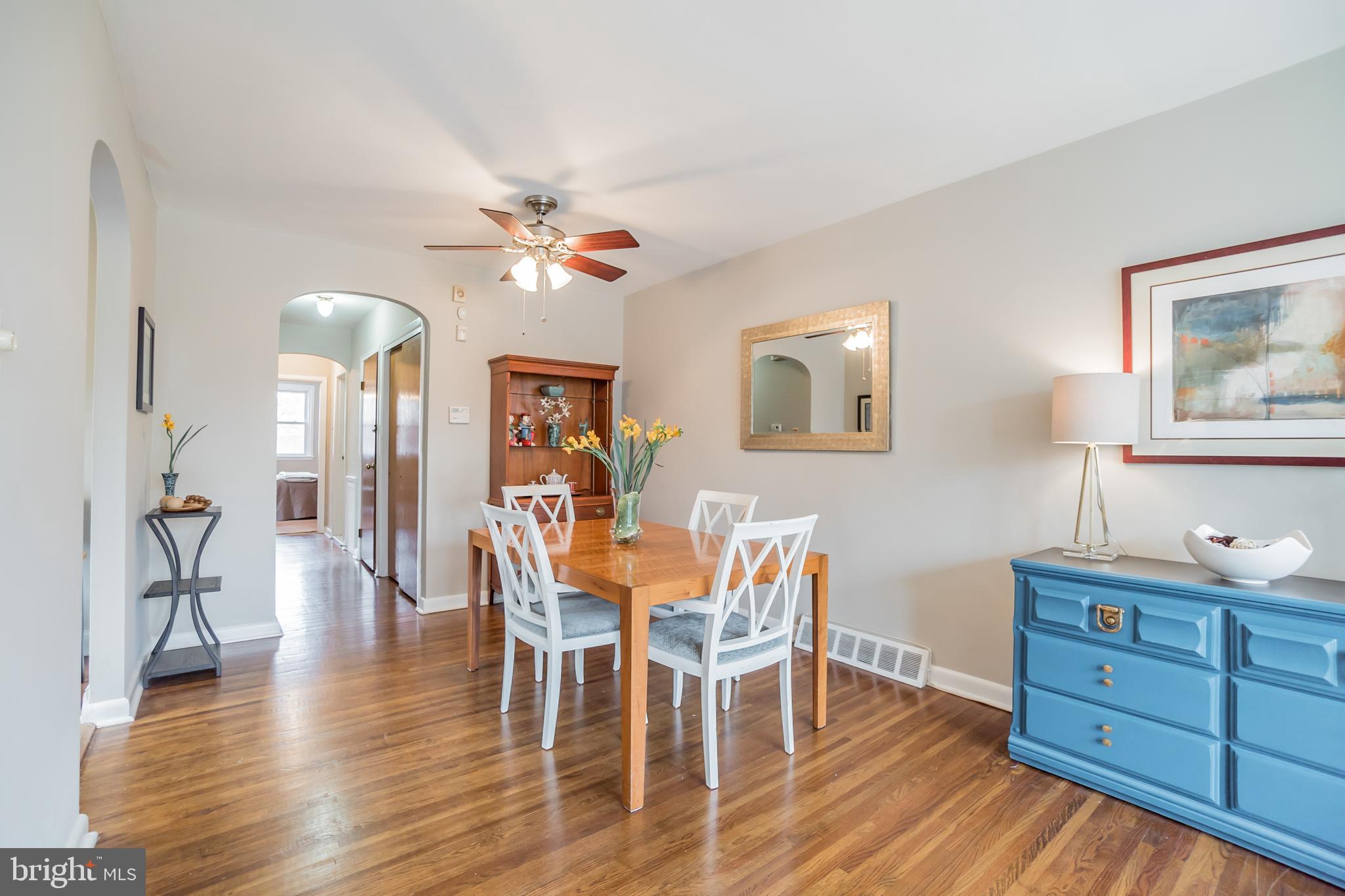 917 Murdoch Road Philadelphia, PA 19150 - Photo 5 of 18 Dining Area - Ceiling Fan/Light - Hardwood Fls