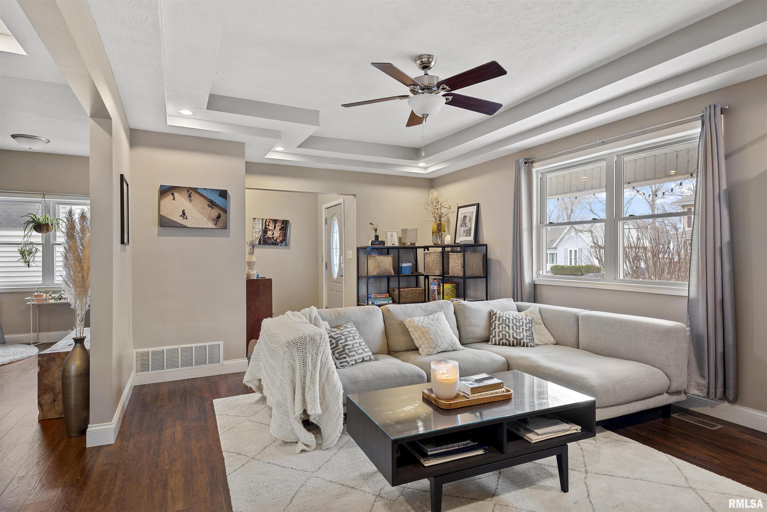 709 South Douglas Avenue Springfield, IL 62704 - Photo 7 of 39