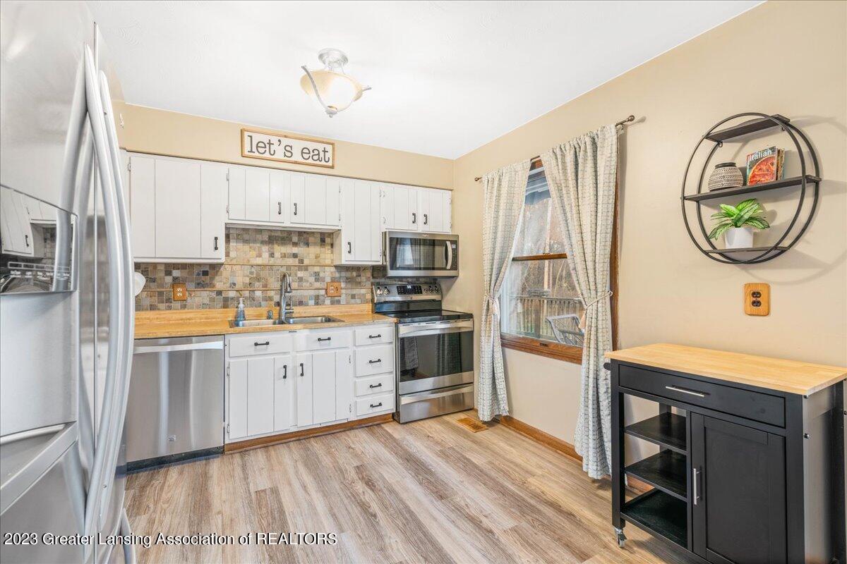 3323 Kemler Road Eaton Rapids, MI 48827 - Photo 11 of 40 Kitchen1 - Revised