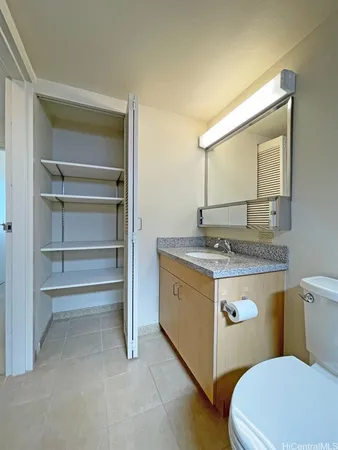 $2,095 | 1315 Kalakaua Avenue, Unit 2101, Honolulu, HI 96826