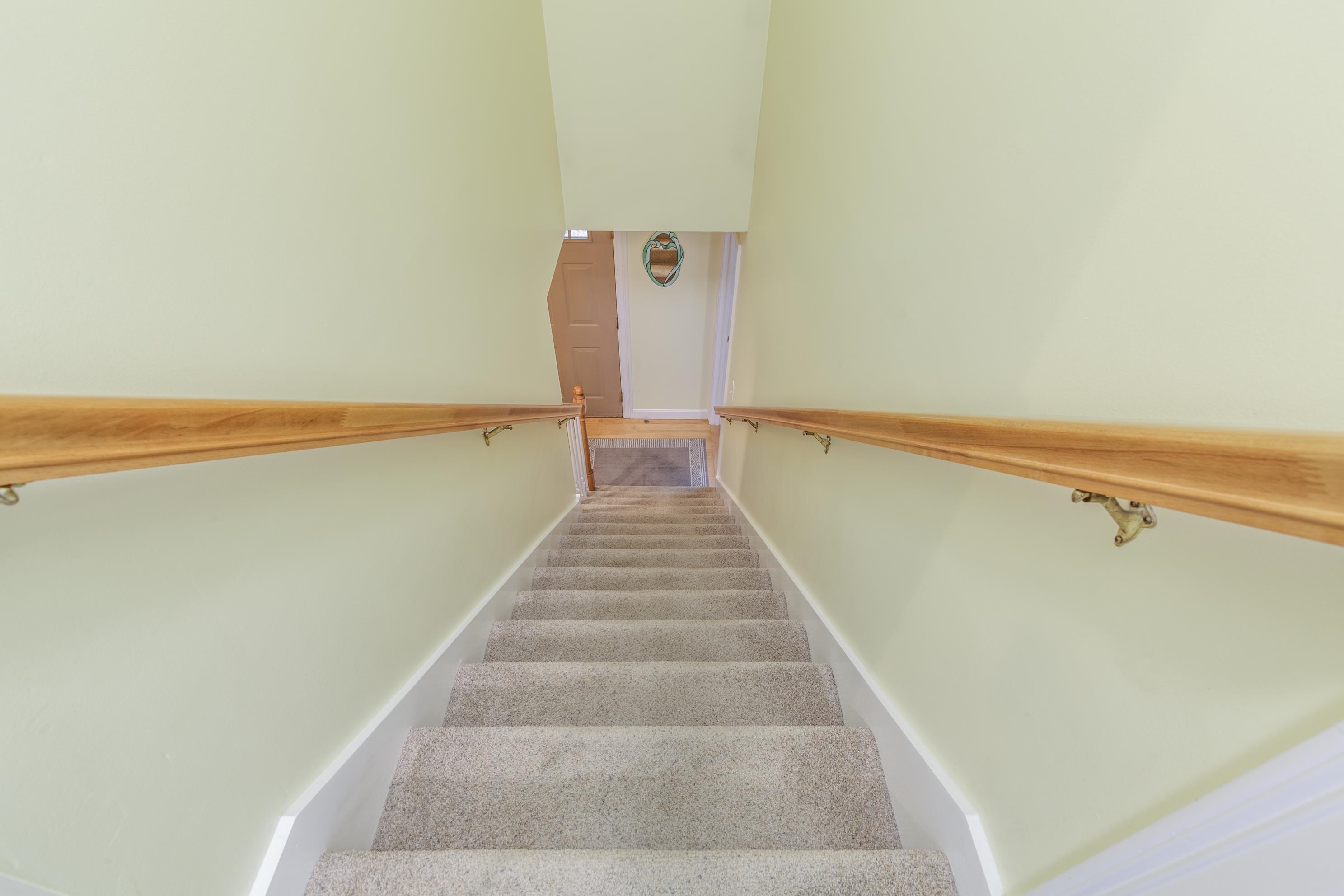 834 Borough Road Pembroke, NH 03275 - Photo 22 of 47