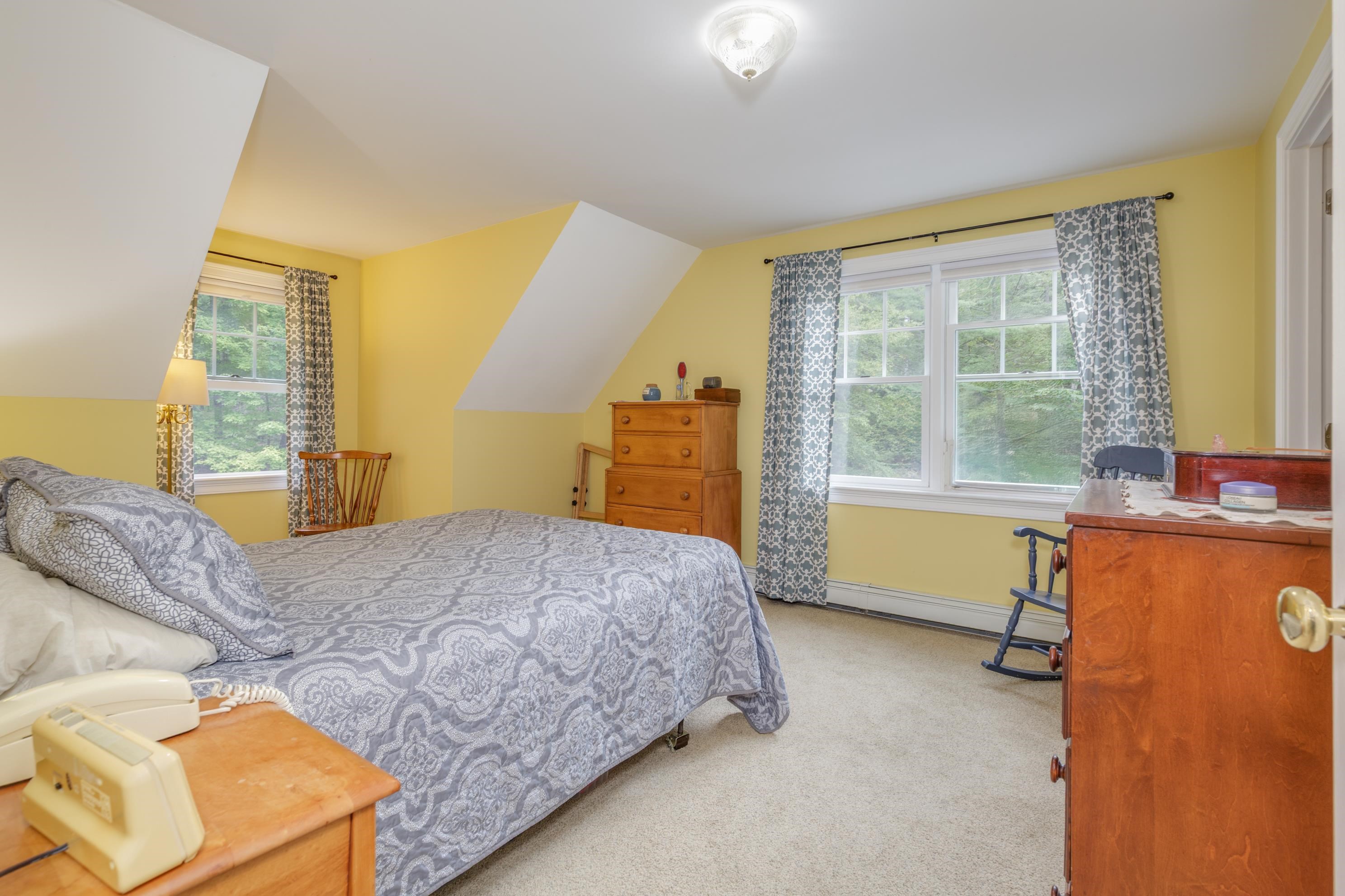 834 Borough Road Pembroke, NH 03275 - Photo 24 of 47