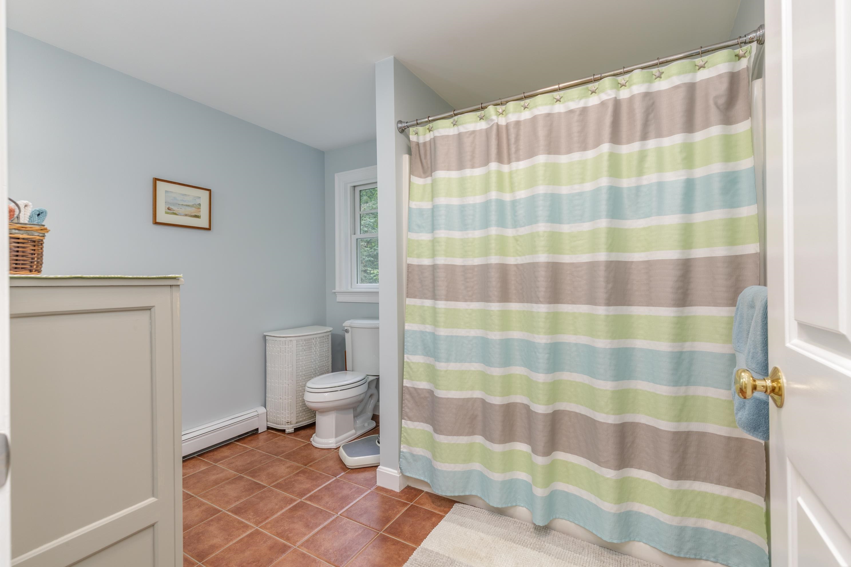 834 Borough Road Pembroke, NH 03275 - Photo 31 of 47