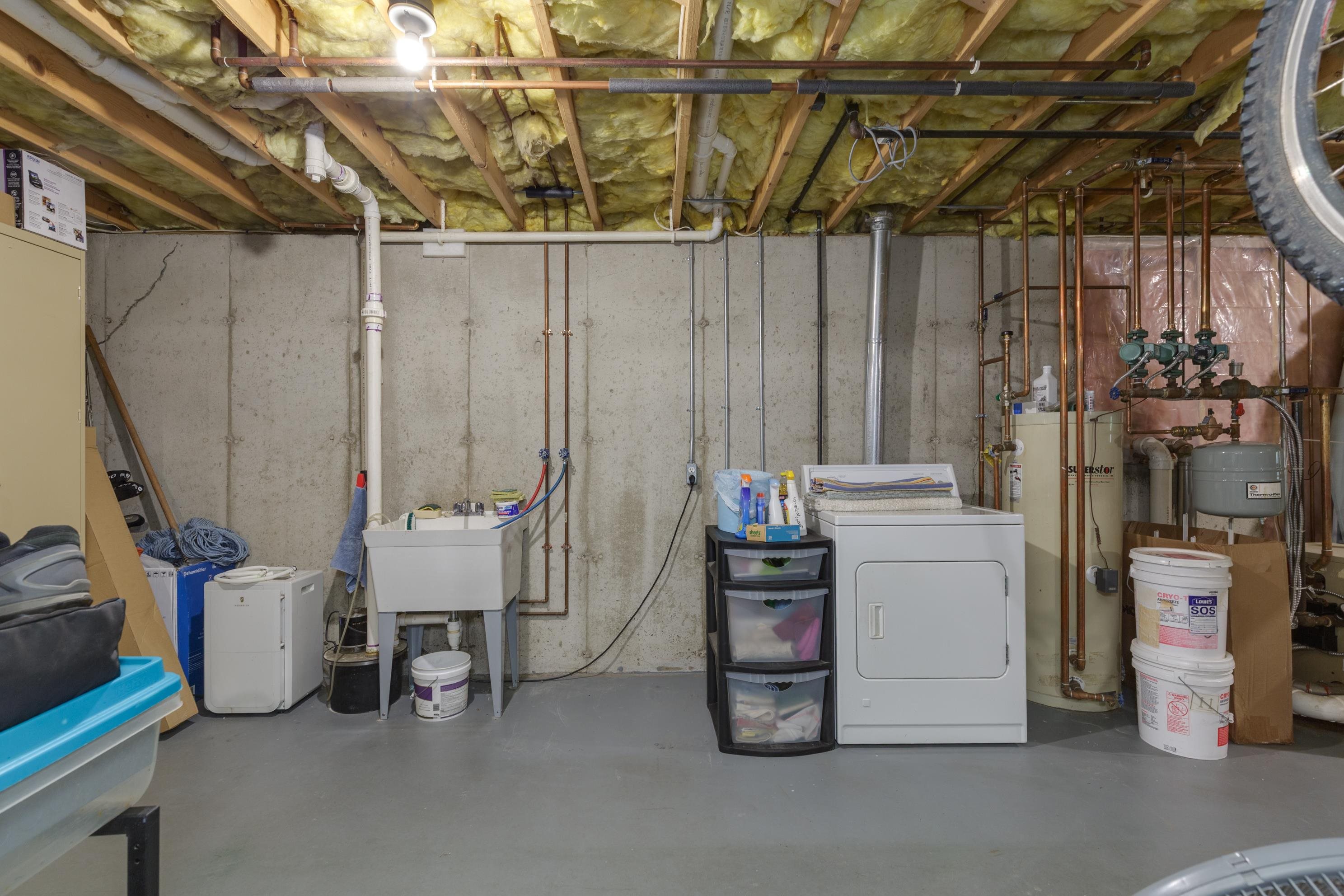 834 Borough Road Pembroke, NH 03275 - Photo 36 of 47