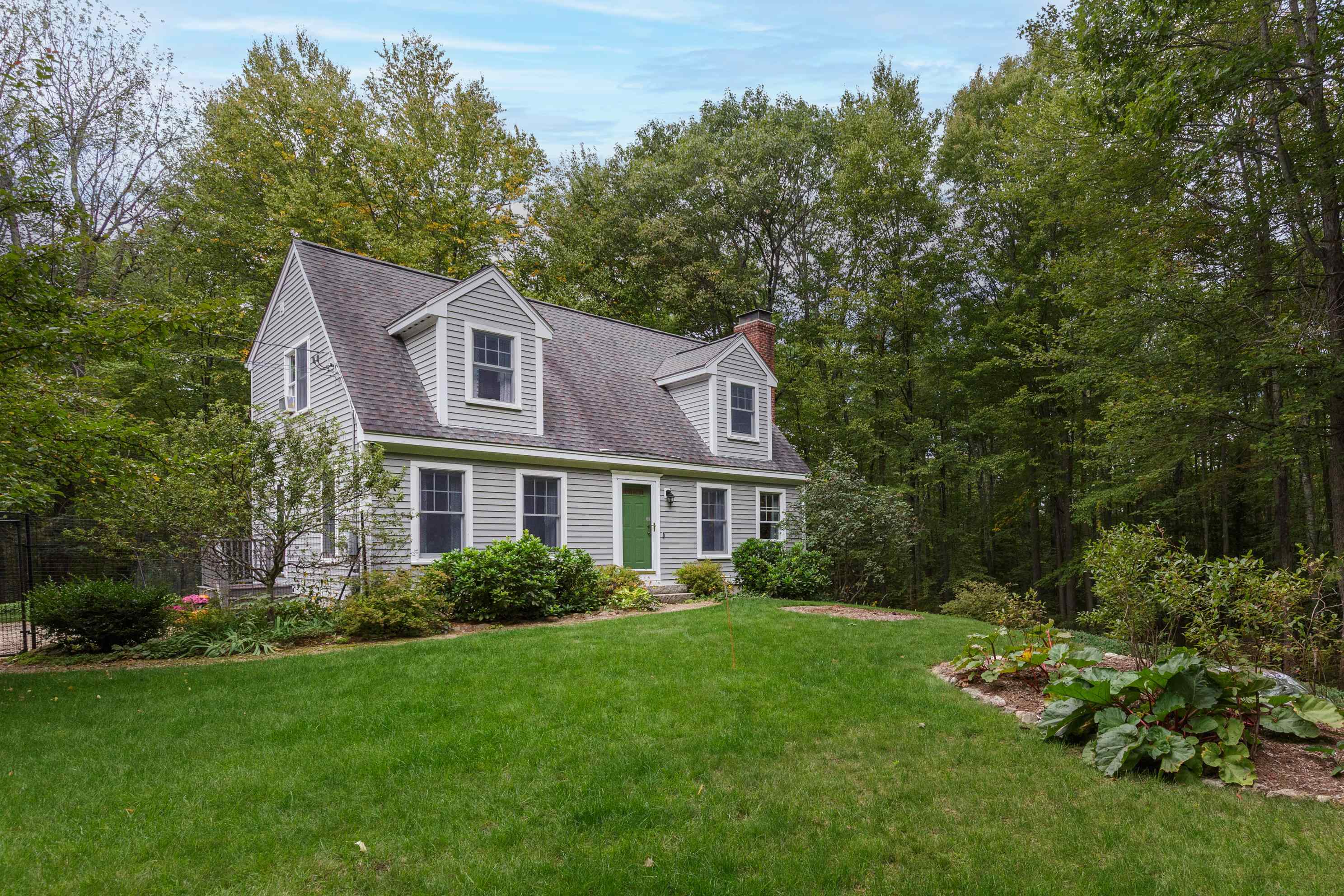 834 Borough Road Pembroke, NH 03275 - Photo 43 of 47