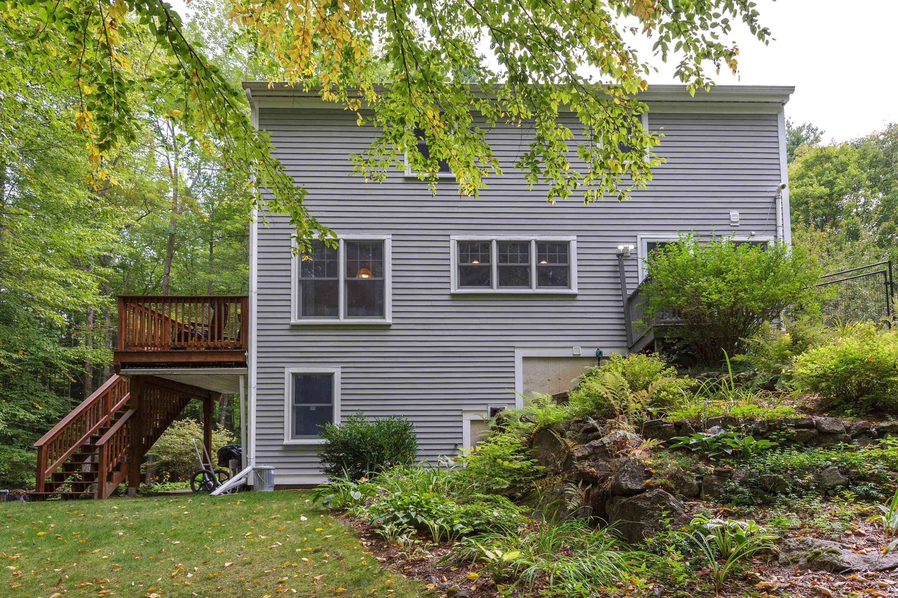 834 Borough Road Pembroke, NH 03275 - Photo 45 of 47