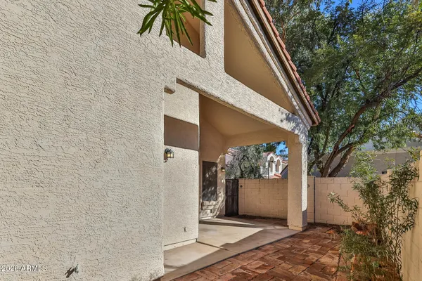 a view of a house with a trees
