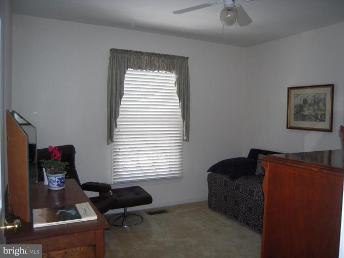 11920 Winstead Lane Reston, VA 20194 - Photo 22 of 30 Bedroom 4, Also spacious, big closet