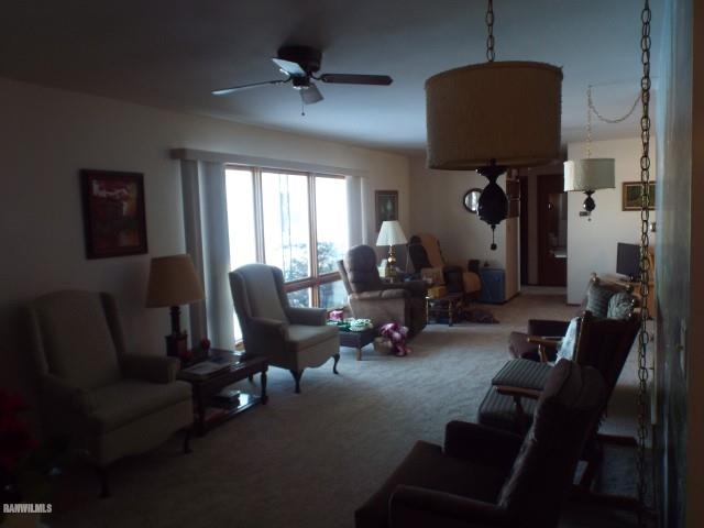 1814 North Rink Road Freeport, IL 61032 - Photo 4 of 14 a living room with furniture