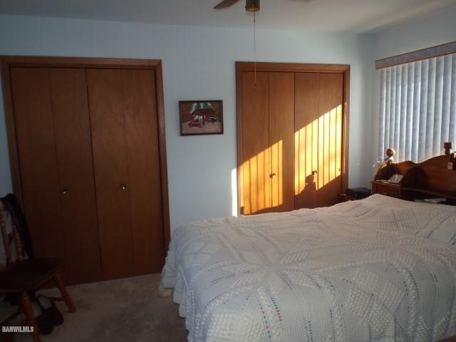 1814 North Rink Road Freeport, IL 61032 - Photo 5 of 14 a bedroom with a bed and a window