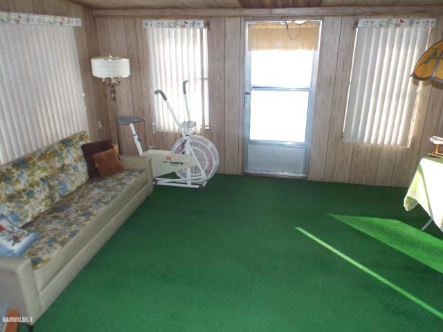 1814 North Rink Road Freeport, IL 61032 - Photo 8 of 14 a living room with furniture and a yard