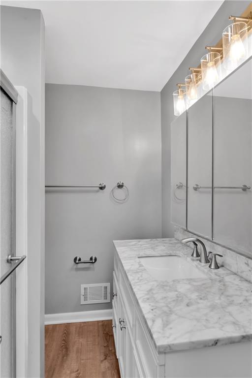 1060 Pittsburgh Road Valencia, PA 16059 - Photo 28 of 46 Upper Lev - Full Bath