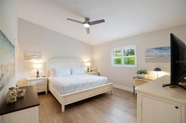 $1,800,000 | 2051 Roselawn Street, Sarasota, FL 34231