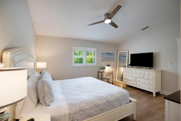 $1,800,000 | 2051 Roselawn Street, Sarasota, FL 34231