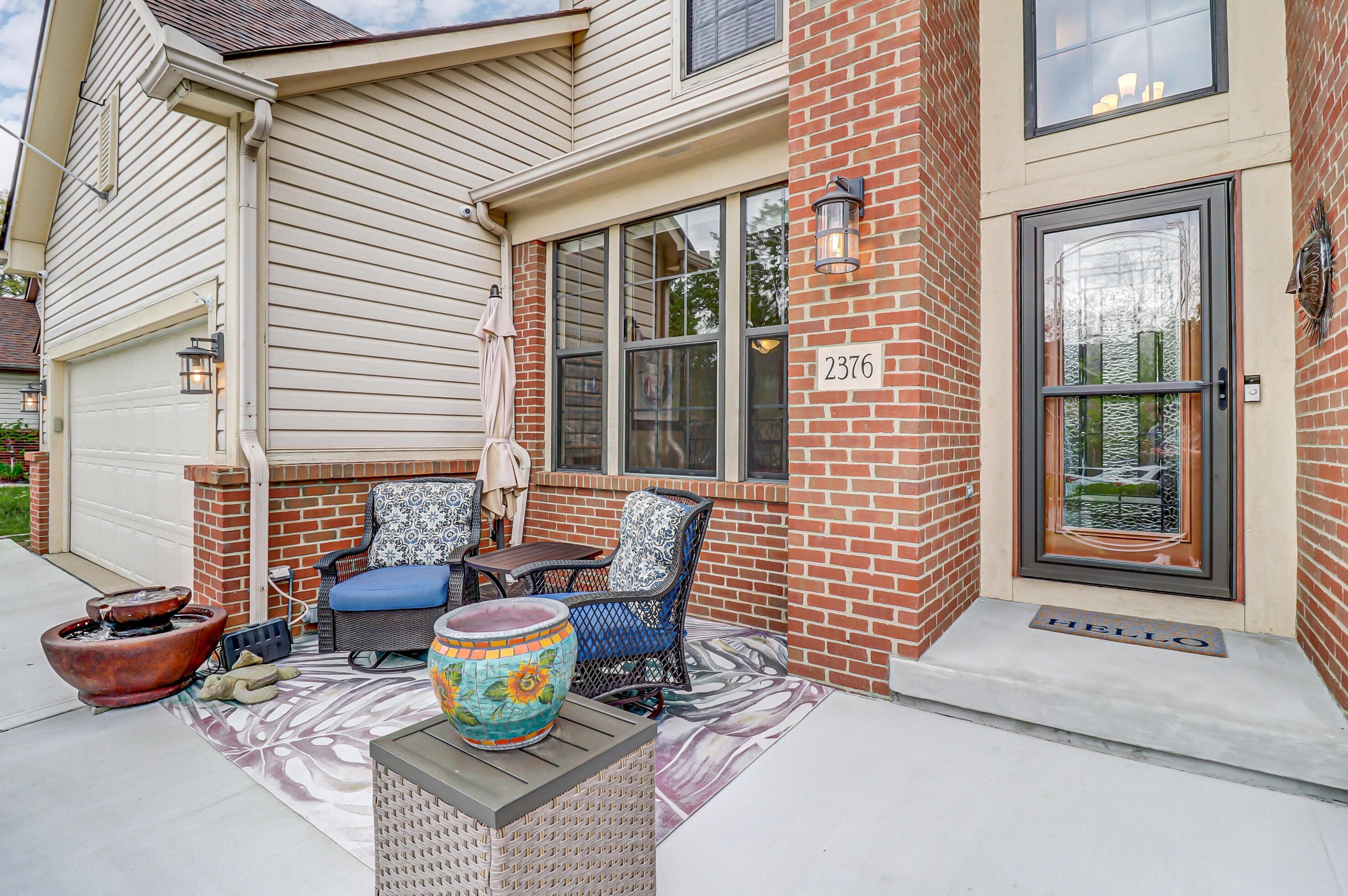 2376 Willis Road Dublin, OH 43016 - Photo 6 of 40 Front Patio