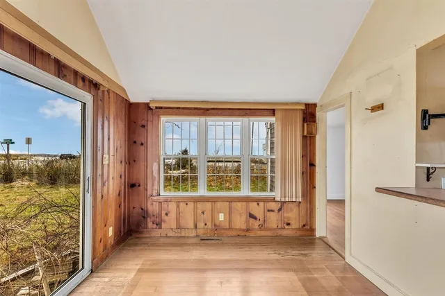 $899,000 | 2 Freeman Avenue, Sandwich, MA 02563