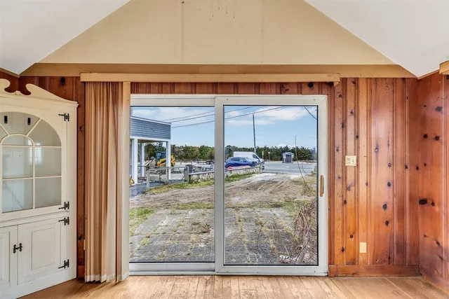 $899,000 | 2 Freeman Avenue, Sandwich, MA 02563