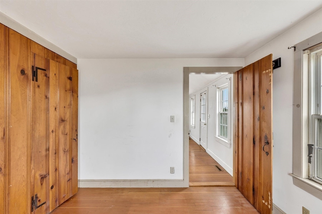 2 Freeman Avenue Sandwich, MA 02563 - Photo 18 of 27