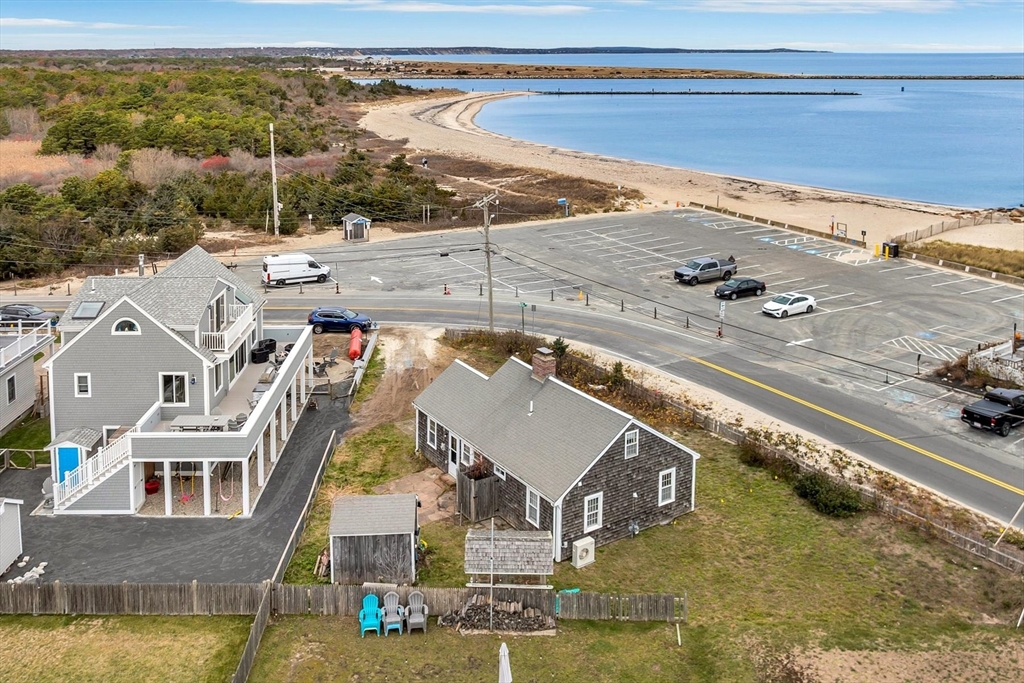 2 Freeman Avenue Sandwich, MA 02563 - Photo 6 of 27