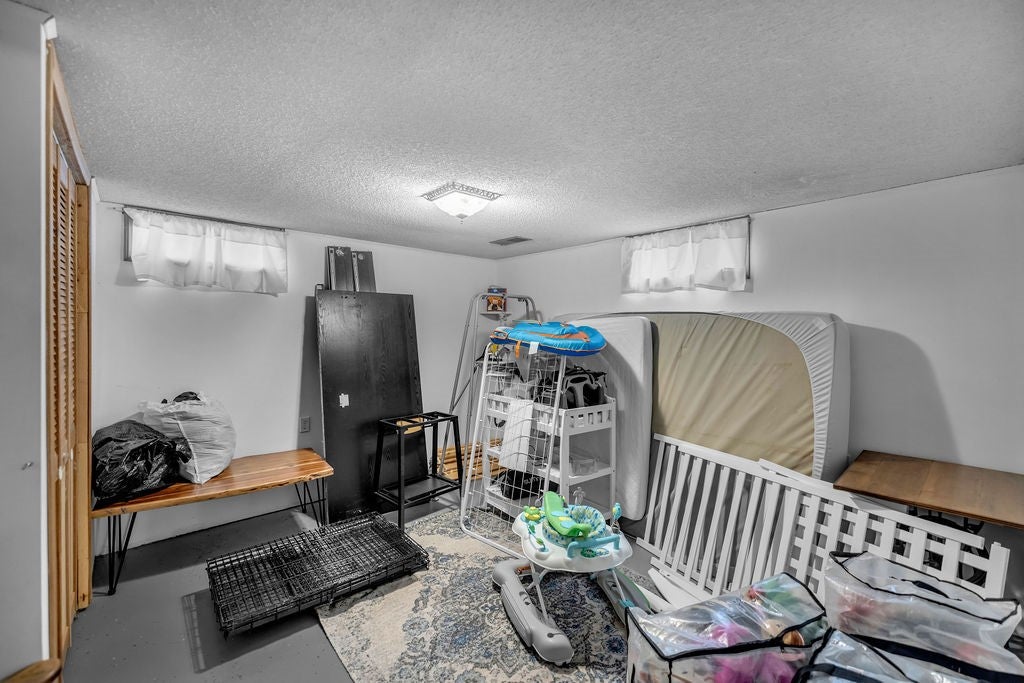 49 Ridge Ln Drive Decatur, IL 62521 - Photo 20 of 29 Gallery Image 20