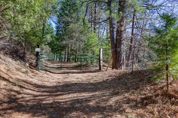 $259,000 | 0 Canyon Creek Way, Alta, CA 95701