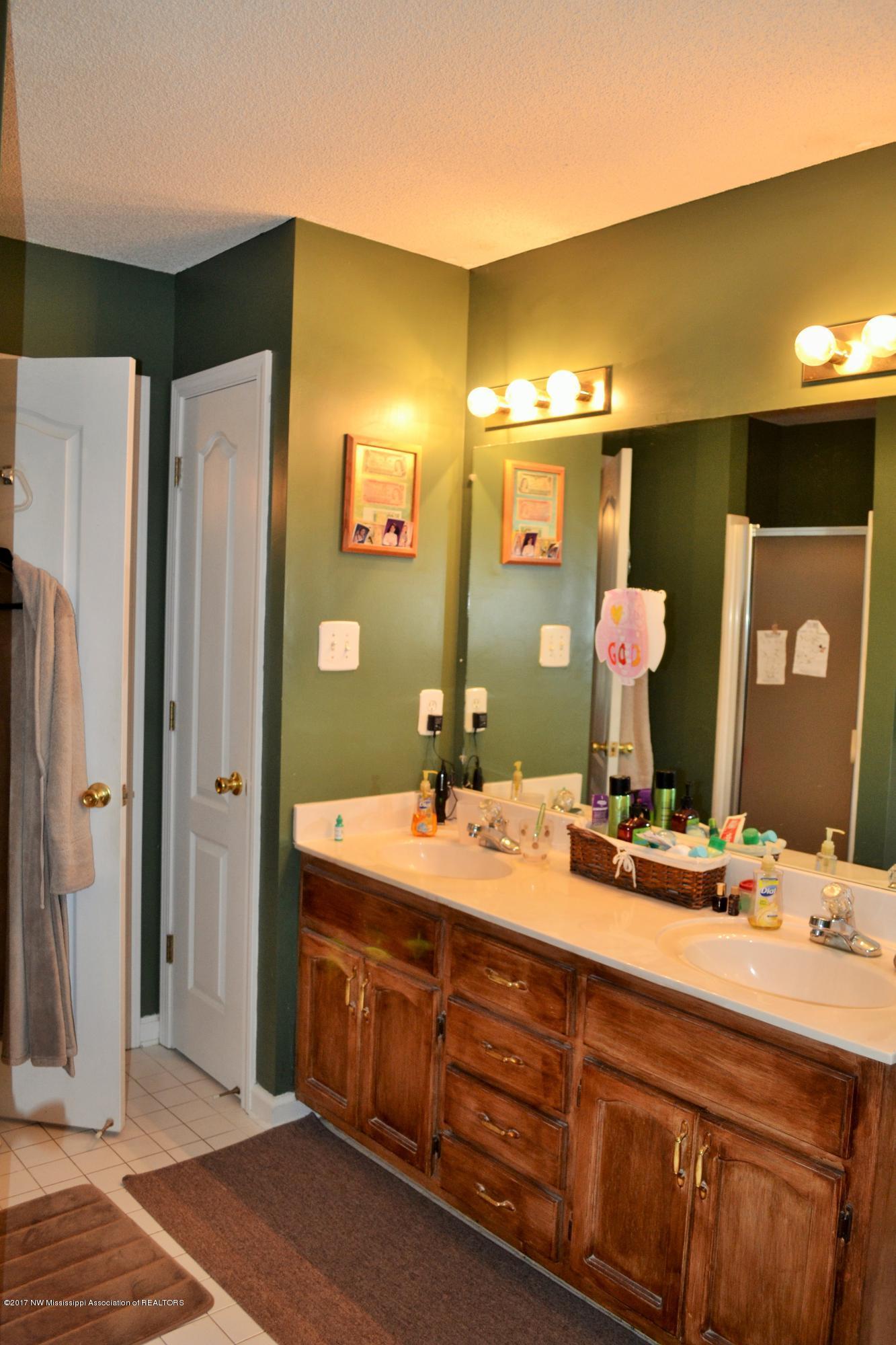 455 Timber Way South Hernando, MS 38632 - Photo 13 of 29 DSC_0526