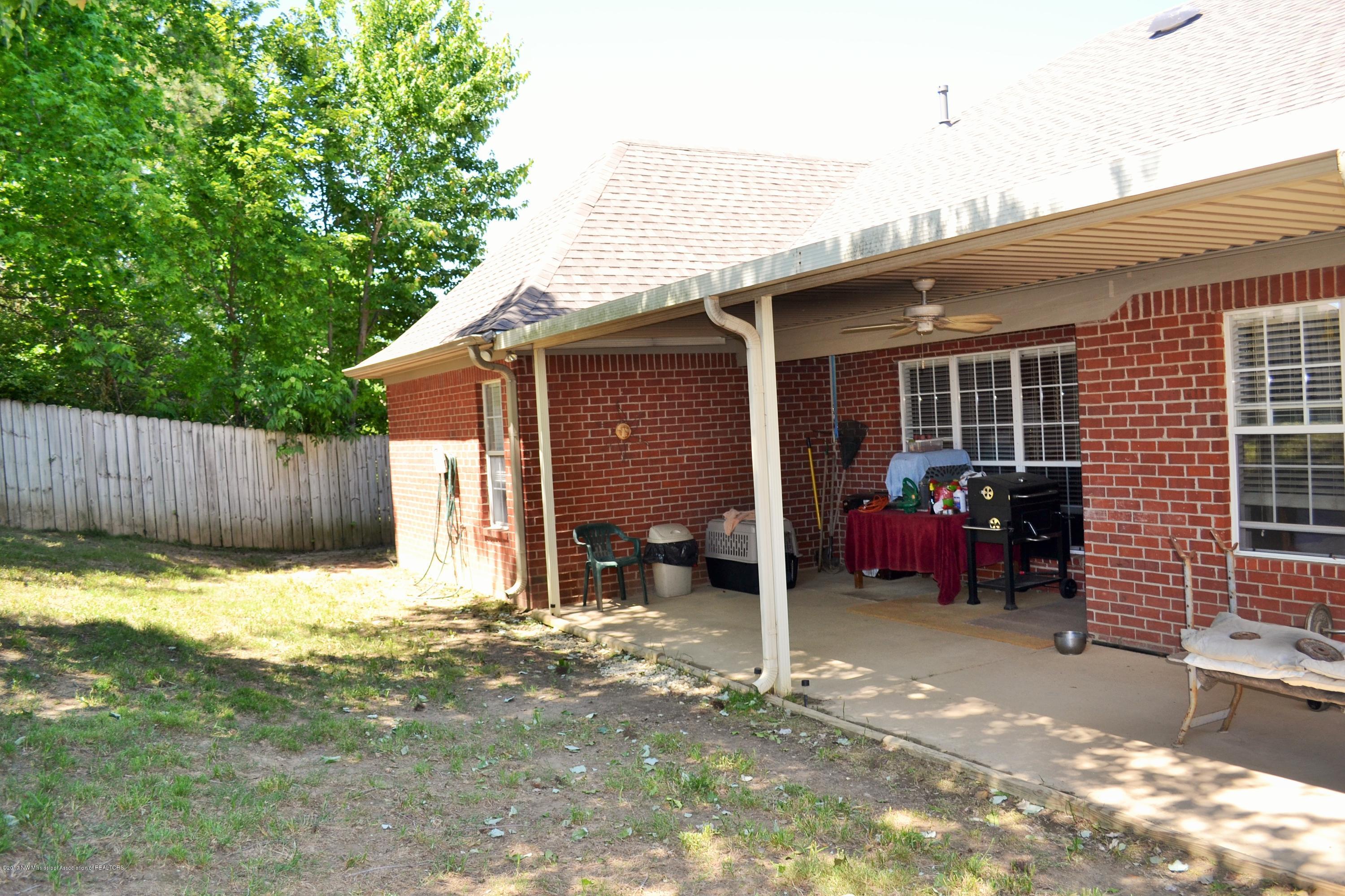 455 Timber Way South Hernando, MS 38632 - Photo 4 of 29 DSC_0540