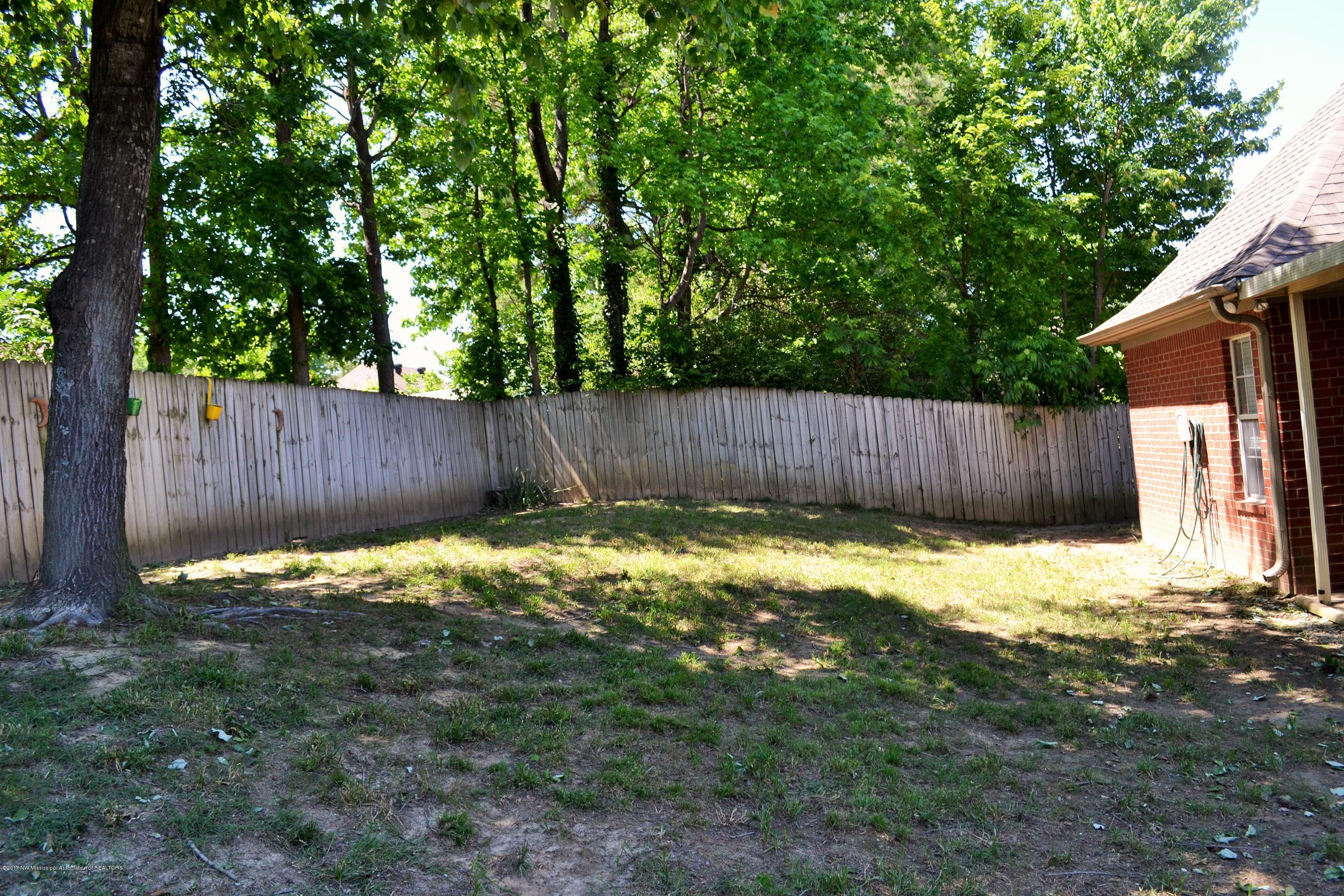 455 Timber Way South Hernando, MS 38632 - Photo 6 of 29 DSC_0539