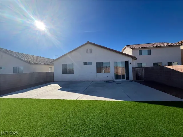 $2,099 | 7476 Mulgrave Court, Las Vegas, NV 89113